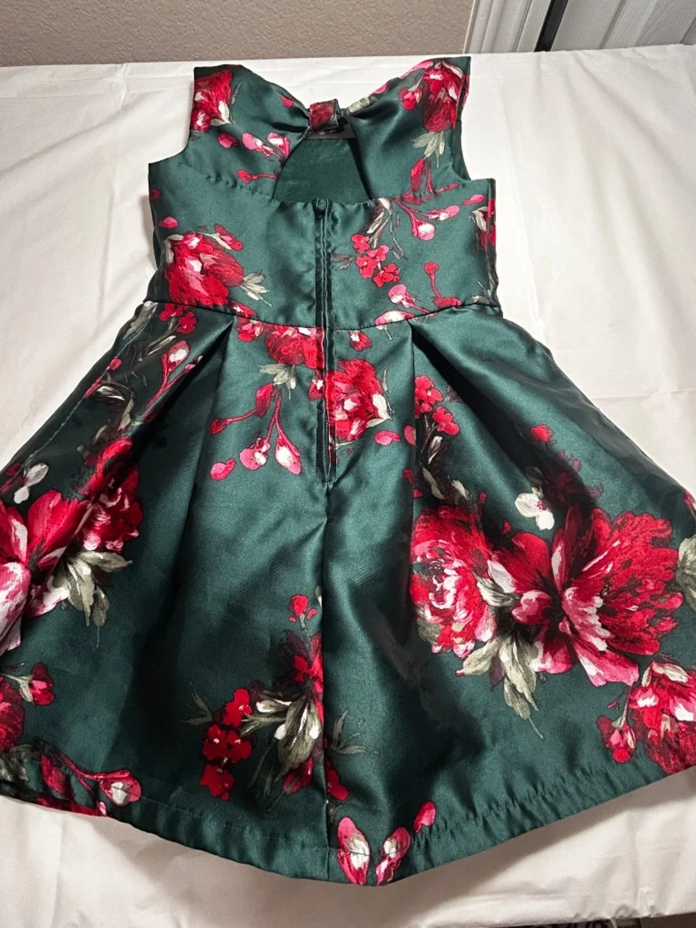 The Childrens Place floral sleeveless